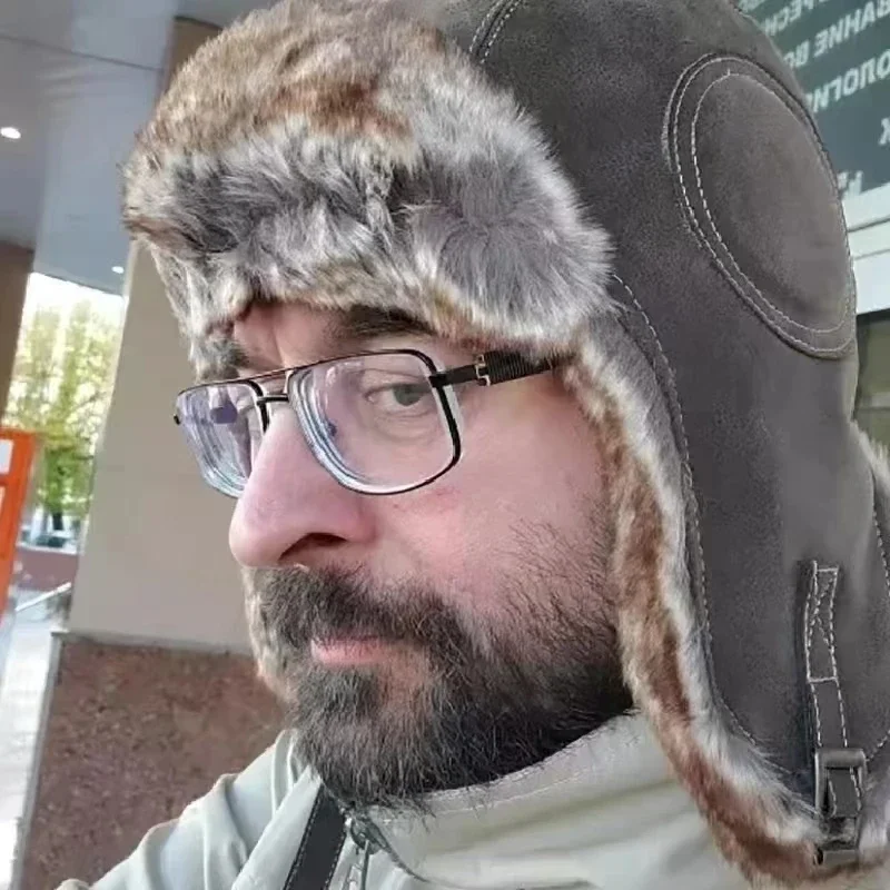 Leather SnowWint Cap With Ear  - đánh giá và giá Trapper Hat Ear Flap